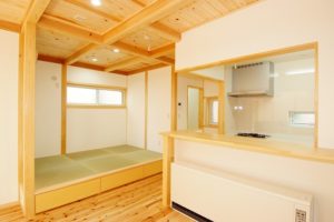 神戸市の自然素材住宅のもりの木の家