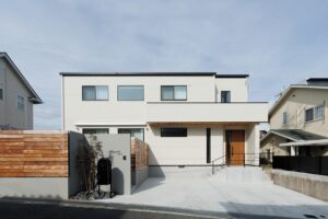 神戸市のデザイン住宅の外観の施工事例
