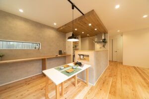 神戸のデザイン住宅のリビングキッチン