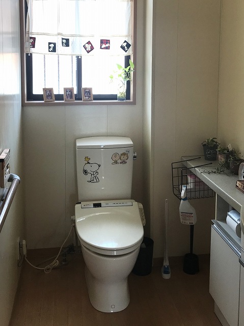 神戸市I様のトイレのリフォーム前の様子