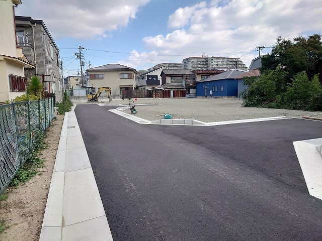 神戸市西舞子の土地現地案内会の前面道路