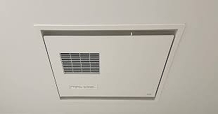 浴室の暖房換気扇の画像