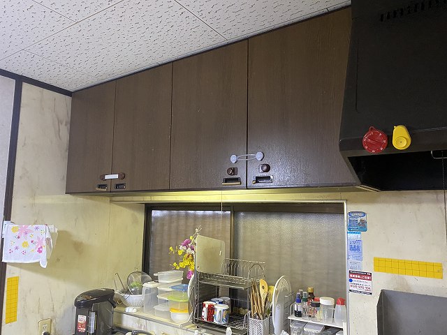 キッチン吊戸の収納