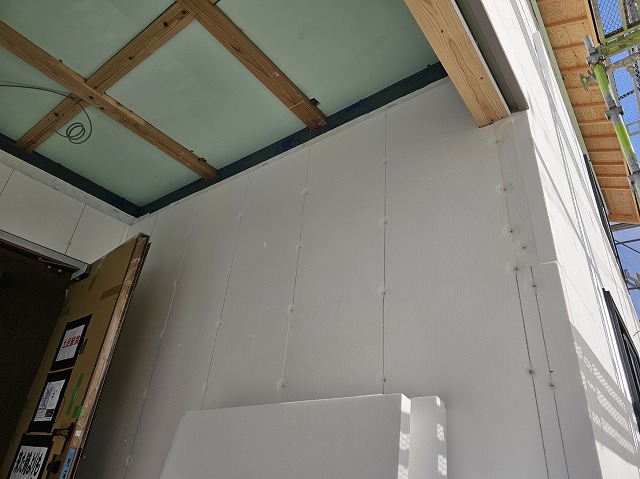 EX断熱のEPSボード張り