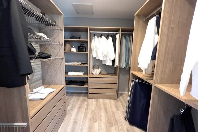 明石の木の家の注文住宅の屋根裏集